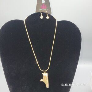 Paparazzi Sneaker Shimmer Goldtone Rhinestones Necklace Earrings